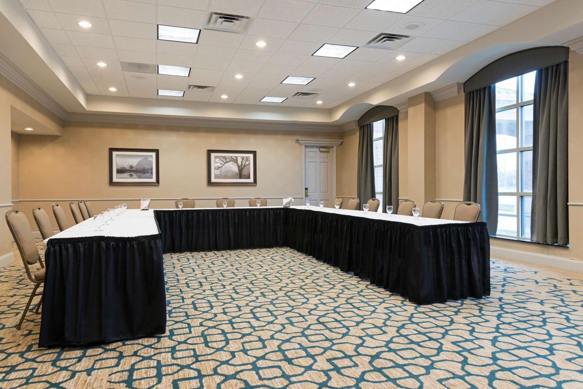 Готель Doubletree By Hilton Pleasant Prairie Kenosha, Wi Екстер'єр фото
